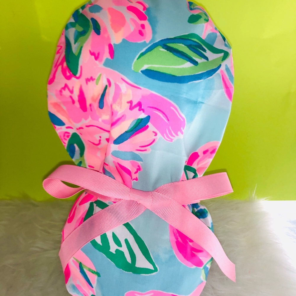 Surgical scrub cap